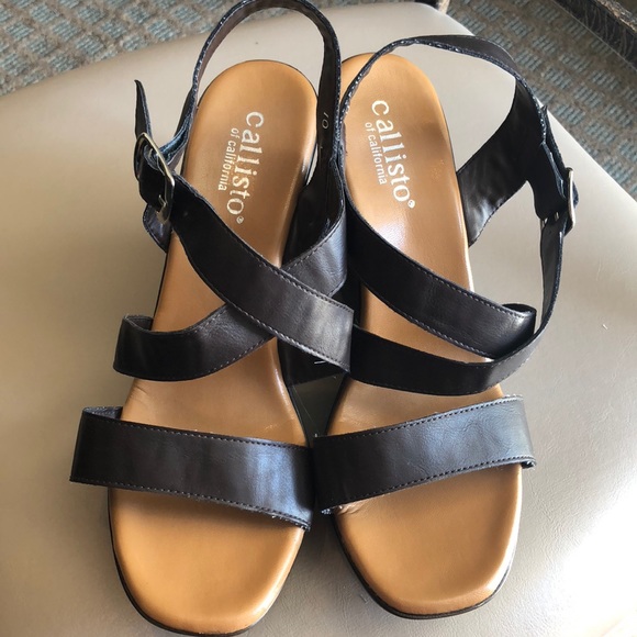 Callisto of California wedge heels. SZ 10 - Picture 2 of 4